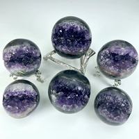 Prix de gros spirituel roche naturelle améthyste cristal de quartz druzy géode sphère pierre de guérison grappe cristal pierre précieuse
