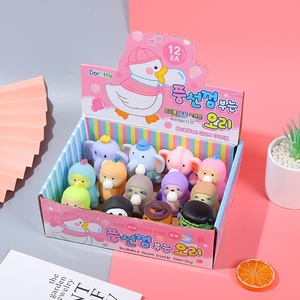 Vente en gros de jouets anti-stress en silicone pour Halloween et Noël, animaux qui crachent des bulles avec fonction musicale et de décompression - Product Image 3