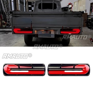 Feux arrière clignotants et de freinage 24/12V dynamiques à LED pour camion, étanches, avec signal de recul pour poids lourds, bus, caravanes et camping-cars - Product Image 2