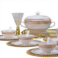Service de vaisselle haut de gamme en céramique de Jingdezhen, avec bordure dorée, style européen, compatible micro-ondes