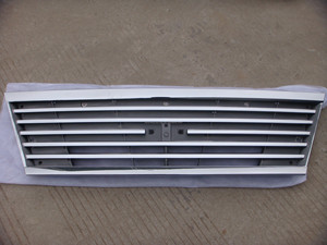 Chrome lưới tản nhiệt phía trước Bumper lưới modifit Chrome Bumper nướng cho Caravan <span class=keywords><strong>urvan</strong></span> E25 62310-vx60a - Product Image 3