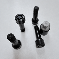 Les boulons longs de roue 0019901707 conviennent aux Mercedes-Benz GLC, GLE, GL, CLS, G, ML et S-Class