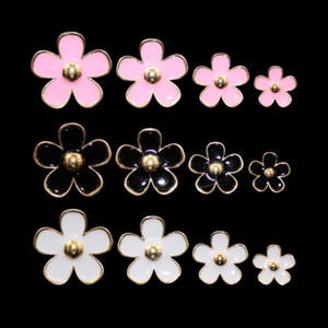 Accessoires en alliage DIY, accessoires vestimentaires, matériaux <span class=keywords><strong>de</strong></span> décoration faits à <span class=keywords><strong>la</strong></span> main en métal - Product Image 2