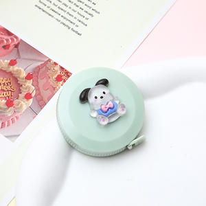 Venta al por mayor lindo patrón <span class=keywords><strong>de</strong></span> dibujos animados cinta métrica suave <span class=keywords><strong>60</strong></span> pulgadas 150 <span class=keywords><strong>cm</strong></span> <span class=keywords><strong>regla</strong></span> Flexible para niños Escuela y hogar suministros <span class=keywords><strong>de</strong></span> artesanía - Product Image 5