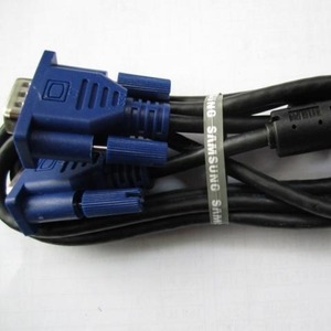 สาย VGA 1.5 ม. ตัวเชื่อมต่อวิดีโอสำหรับจอแสดงผลโปรเจคเตอร์ - Product Image 1