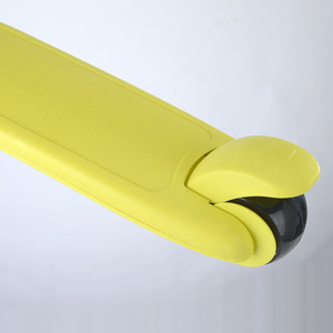 Trottinette pour enfants 3 roues, hauteur réglable, corps en plastique léger, pour enfants de 3 à 6 ans - Product Image 4