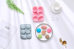 Moldes de Silicona para Pasteles con Diseño de Bolas, Reutilizables, de Grado Alimenticio, Lindos Moldes Magnéticos de Silicona para Chocolate, Dulces y Hielo - Product Image 4