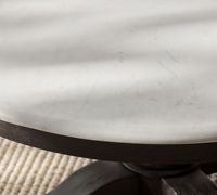 Table basse ronde en bois avec pieds en bois et structure métallique, design moderne pour salon et hôtel