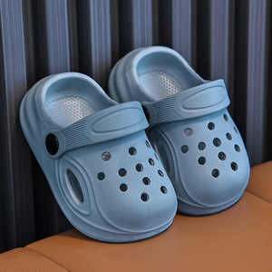 2025 New Kids' Breathable Soft Outdoor Casual Walking Style Shoes Children's Non-slip Platform <b>Slides</b> Sandals Indoor <b>Slippers</b> - Product Image 2