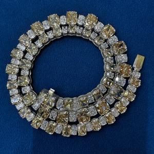 Chaîne de tennis en argent sterling 925 avec diamant Moissanite jaune et incolore de style célébrité la plus vendue disponible au prix d'usine - Product Image 1
