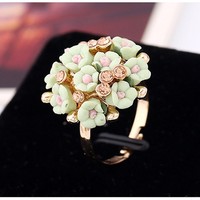 Cincin Bunga Comiya Trendy Wanita Berlian Keramik Desain Floral Gaya Minimalis Lapis Elektroplating untuk Perhiasan Fashion Jalanan Hadiah