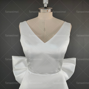 Haute Qualité Photos Réelles <span class=keywords><strong>Robe</strong></span> De Mariée Courte Avec Grand Arc Train Détachable Plus La <span class=keywords><strong>Taille</strong></span> Dos Nu Genou Longueur <span class=keywords><strong>Robe</strong></span> De Mariée - Product Image 3