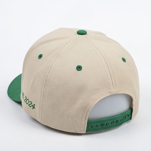 Casquette Snapback à visière plate bicolore verte, broderie Forest Nature Alpine Summit Club Laurel Pine Shield, pour l'extérieur et la montagne - Product Image 2