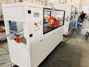 Machine de fabrication de tuyaux en polyéthylène haute densité (PE) pour l'eau, ligne de production de tuyaux de drainage en HDPE, ligne de production de tuyaux en PPR - Product Image 2