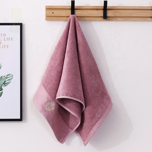 Biểu Tượng Tùy Chỉnh Sang Trọng Chất Lượng Bàn Tay Mềm Mại Mặt Trắng Khách Sạn Khăn Tắm 100% Ai Cập Bông Spa Khăn Bộ Màu Sắc Cao Độ bền - Product Image 2