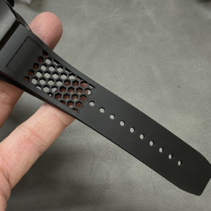 นาฬิกาข้อมือหรูระดับท็อป ระบบจักรกล กันน้ำ ผลิตจากโรงงานชั้นนำ ระบบตูร์บิญอง ตัวเรือนไทเทเนียม โครงสร้างเปลือย - Product Image 6