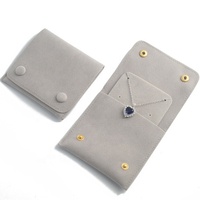Sac en tissu velours de qualité supérieure, neuf, avec double fermeture à pression et plaque intérieure pour le rangement des boucles d'oreilles, colliers et pendentifs