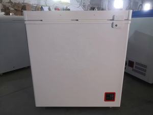 Nuovo Design Frigorifero a Risparmio Energetico con Congelatore Superiore 115L Tre Porte Mini Produttore di Ghiaccio DC 12/24V Frigorifero ad Energia Solare - Product Image 2