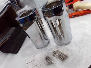 Couvre-culbuteurs de fourche chromés standard profonds de 49 mm pour <span class=keywords><strong>Harley</strong></span> Bagger Touring Road King Street Electra 1980 et plus - Product Image 4