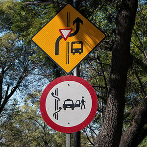 Fourniture directe d'usine réfléchissante pas de piétons signe résistant aux intempéries en aluminium acier PVC panneau d'avertissement de trafic - Product Image 6