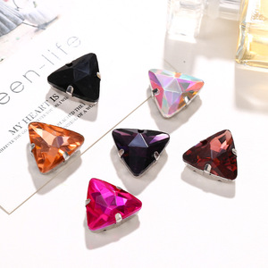 Strass triangulaires en verre à 12 facettes, qualité A, pour robes de mariée, vêtements, cols et accessoires DIY - Product Image 4