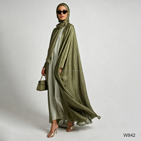 Ensemble Abaya Bisht Ouvert Scintillant Premium à Manches Chauve-Souris Ornées de Strass, Style Musulman Modeste de Dubaï