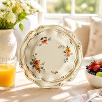 Service de table en porcelaine écologique de luxe au design rétro, avec bord festonné, peint à la main, ensemble de bols et assiettes en céramique pour les fêtes
