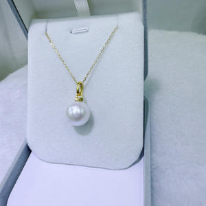 Pendentif rond en argent presque sans défaut de 11 à 12 mm avec boucle universelle solide, perles faciles à clipser, design minimaliste - Product Image 1