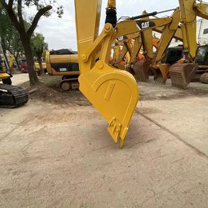 Presque neuf Machines Komatsu Ingénierie de la construction Excavatrice sur chenilles d'occasion Pc200-8 Komatsu à vendre - Product Image 5