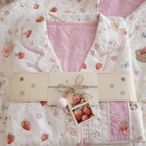 بيجامات قطنية مخصصة بطباعة لطيفة باللون الوردي من القطن العضوي، ملابس نوم أنيقة محبوكة عالية الجودة - Product Image 2