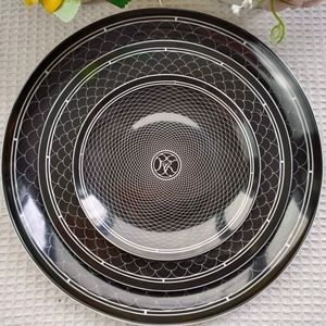 Ensemble de 3 assiettes à dîner en porcelaine noire de style européen, écologiques et compétitives, avec incrustations dorées - Product Image 1