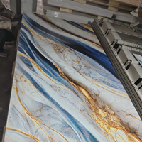 Panneau mural en marbre PVC 4x8 pieds Rouleau de feuille 3mm Style arabe Blanc et or Feuille de marbre UV Feuille de marbre UV