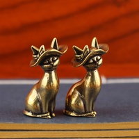 Figurine de chat en cuivre de luxe léger, style européen, statue de chat, ornement de bureau, décoration d'intérieur, artisanat artistique, cadeau pour salon et bureau