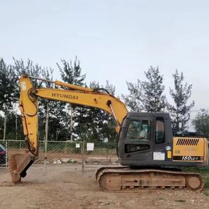 Excavadora de cadenas Hyundai 150LC-7T de 15 toneladas, 90% nueva |   1 año |   Rodamiento Incluido |   Excavadora Todoterreno |   Envío a todo el mundo OEM - Product Image 4