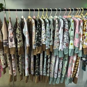 Pigiami per Neonati in Bambù con Varie Stampe, Marchio Famoso, Personalizzabili, Scatola Misteriosa, Disponibili in Magazzino - Product Image 3