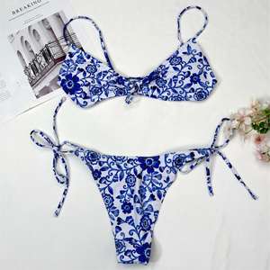 Set Bikini Segitiga Motif Bunga Wanita, Pakaian Renang Dua Potong dengan Tali Samping dan Potongan Tinggi, Pakaian Renang Tanpa Punggung dengan Tali, Baju Renang Pantai - Product Image 2