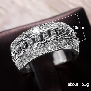 Anello Cuban Link con Micro Pavé di Zirconi per Uomo e Donna, Gioiello Unisex di Moda - Product Image 5