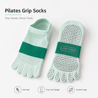 Chaussettes de Pilates en Fibre de Bambou à Cinq Doigts, Antidérapantes avec Semelle en Silicone, Évacuation de l'Humidité pour Yoga, Barre, Reformer, Studio, Logo Personnalisé