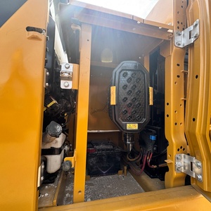 รถขุดไฮดรอลิกแบบตีนตะขาบนำเข้าจากต่างประเทศ ใช้สำหรับโครงการวิศวกรรมขนาดใหญ่ ใช้งานน้อย ชั่วโมงการทำงานต่ำ - Product Image 6