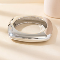 Bracelets manchette carrés épais à charnière en gros, dorés et argentés, en métal poli brillant, bijoux tendance minimalistes pour femmes
