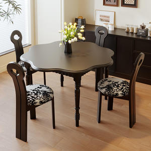 Mesa de comedor vintage retro americana con cuatro sillas de bambú Juego de comedor doméstico pequeño de madera maciza de estilo francés - Product Image 3