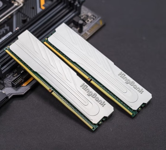 Kingbank DDR4 16G RAM for Desktop 3200MHz XMP2.0