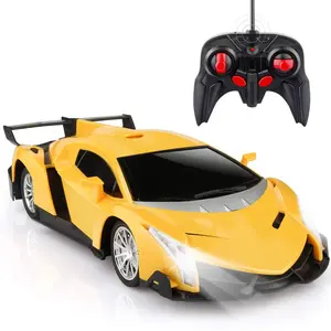 Telecomando auto giocattolo elettrico modello di auto ragazzo rc auto giocattolo telecomando 1/16 a quattro canali con faro