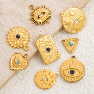 Colgante de Ojo Turco Chapado en Oro de 18K con Diseño Geométrico para Collar, Regalo - Product Image 1