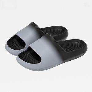 Pantoufles d'intérieur légères et réglables à motif chien - Tongs antidérapantes et anti-odeur tendance, style hôtel - Product Image 2