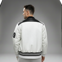 En Stock, Chaquetas Varsity de Lana Estilo Universitario con Manga de Cuero Genuino OEM, Logotipo Bordado en Chenille, Diseño Personalizado, Envío Rápido