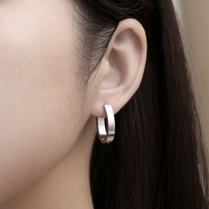 Pendientes de aro de acero inoxidable en forma de U para hombres y mujeres, uso diario unisex CF152 - Product Image 4