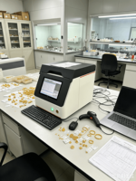Nouvel arrivage : Spectromètre XRF de paillasse Aurispec EDX-B3N pour l'analyse de la pureté de l'or et de l'argent, certifié CE, avec détecteur Si-Pin US