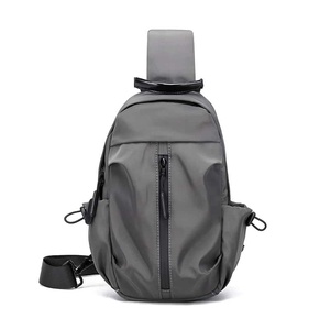 Bolso Bandolera Unisex Azul Marino de Nailon con Cierre de Cremallera, Impermeable, para Viajes, para Hombres y Mujeres, Uso en Todas las Estaciones - Product Image 2