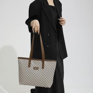 Sacs à main de luxe pour femmes 2025, sacs à main en cuir PU de marque, sacs à bandoulière, sacs messagers, chaîne, doublure en polyester imperméable, sac à bandoulière - Product Image 5